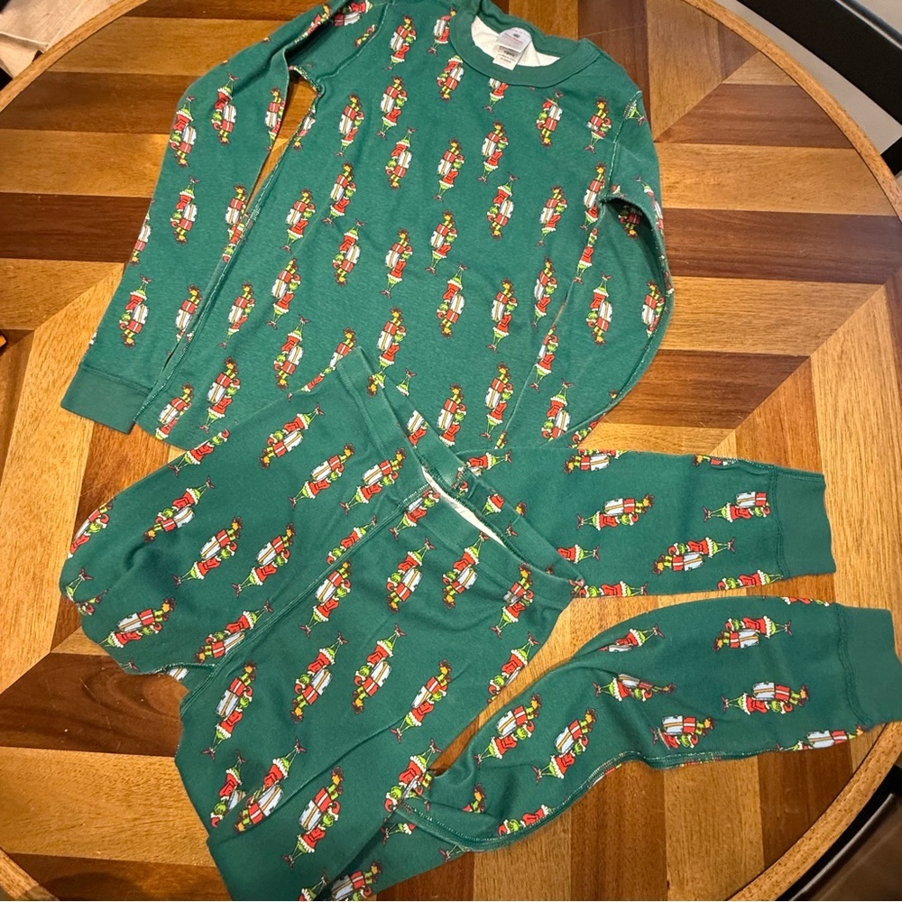 Hanna Andersson The Grinch Kids Pajama Set Preowned